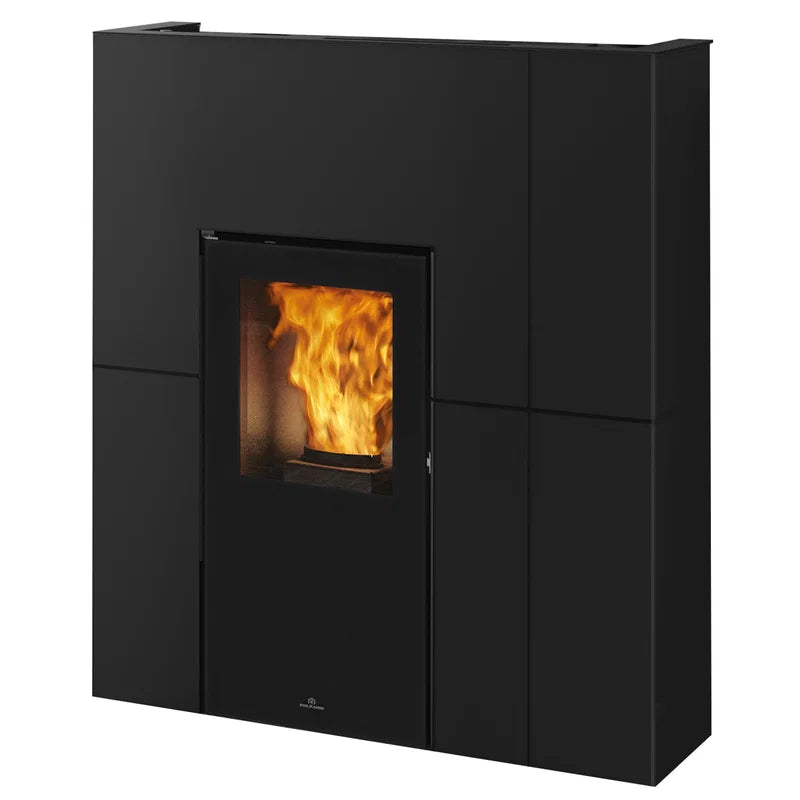 Estufa de pellets con caldera Edilkamin Blade H 15 Evo, de acero negro.