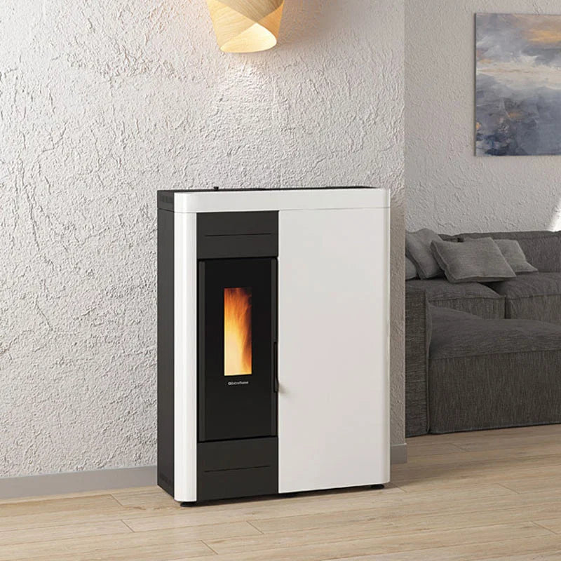 Estufa de pellets extraplana Hydro Virna Idro · 15 kW