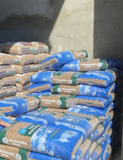 Pellets de madera EO2 Palet de 66 sacos de 15 Kg