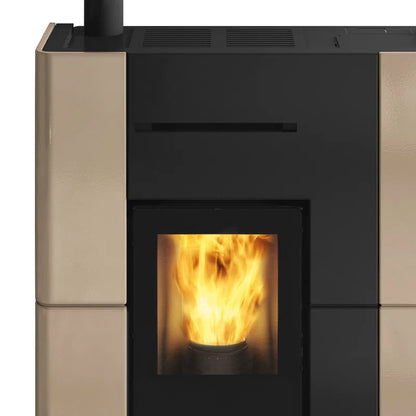 Estufa de pellets hidrónica Edilkamin Blade H 15 Evo, revestimiento de cerámica beige